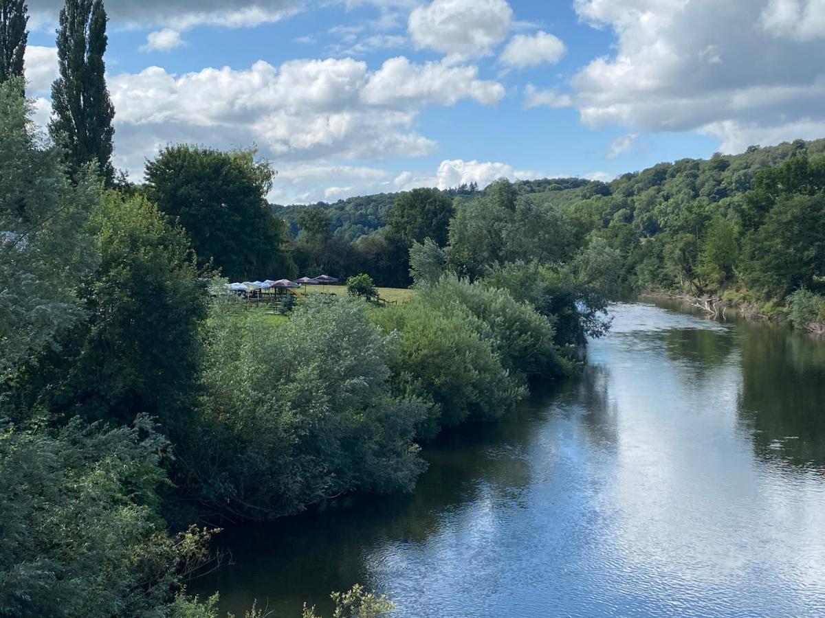 Chainbridge Usk Riverside Gastro Pub And Accommodation Trostrey Εξωτερικό φωτογραφία